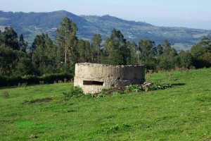 ¿Parece un bunker? Pues no: es una hipoteca. Y alrededor5 hay un divorcio, aunque parezca campo.