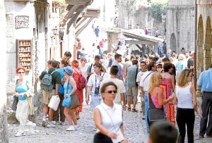 España de vacaciones y el Euribor a lo suyo